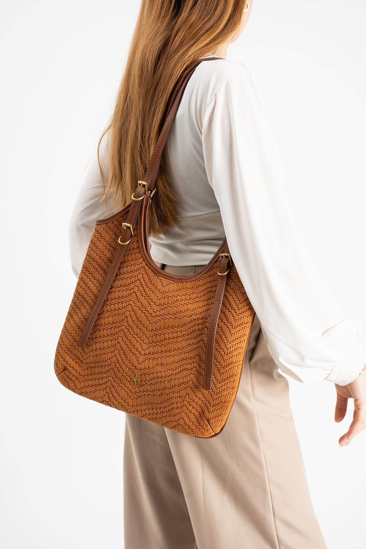 NEVRA-N Kadın Hakiki Süet Deri Omuz Çantası