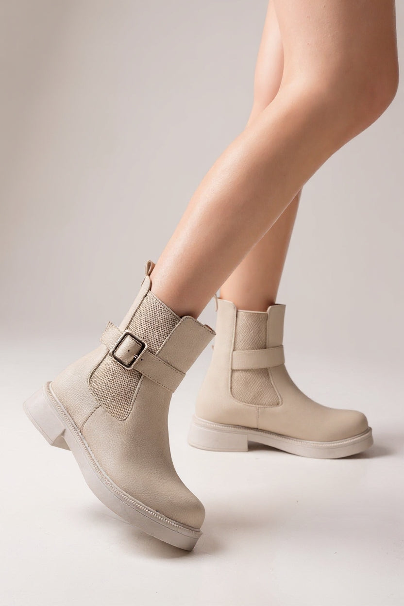 Parlina Bej Toka Aksesuarlı Lastikli Kadın Bot