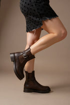 Parlina Kahverengi Toka Aksesuarlı Lastikli Kadın Bot