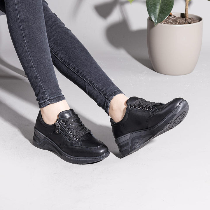 Pasende Kadın Hakiki Deri Siyah Günlük Ayakkabı