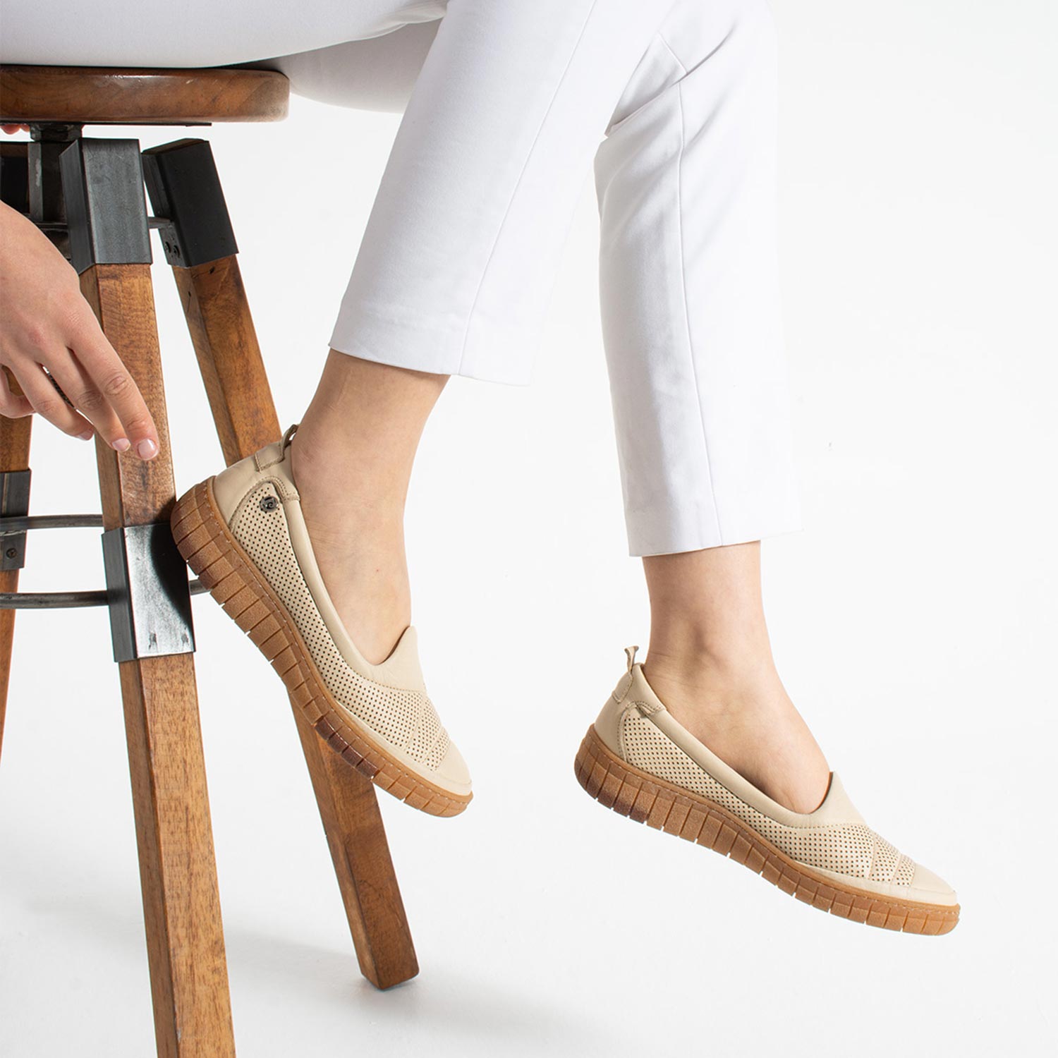 Pierre Cardin Denara Kadın Hakiki Deri Bej Babet