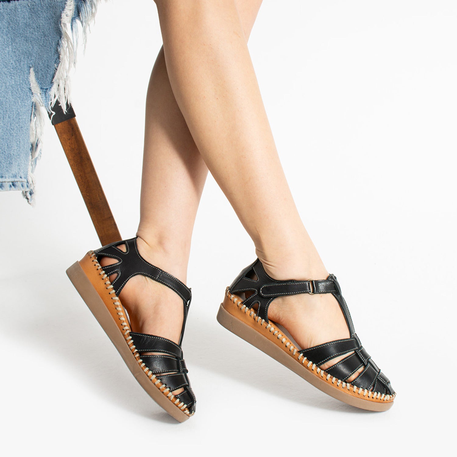 Pierre Cardin Jovra Kadın Hakiki Deri Siyah Sandalet