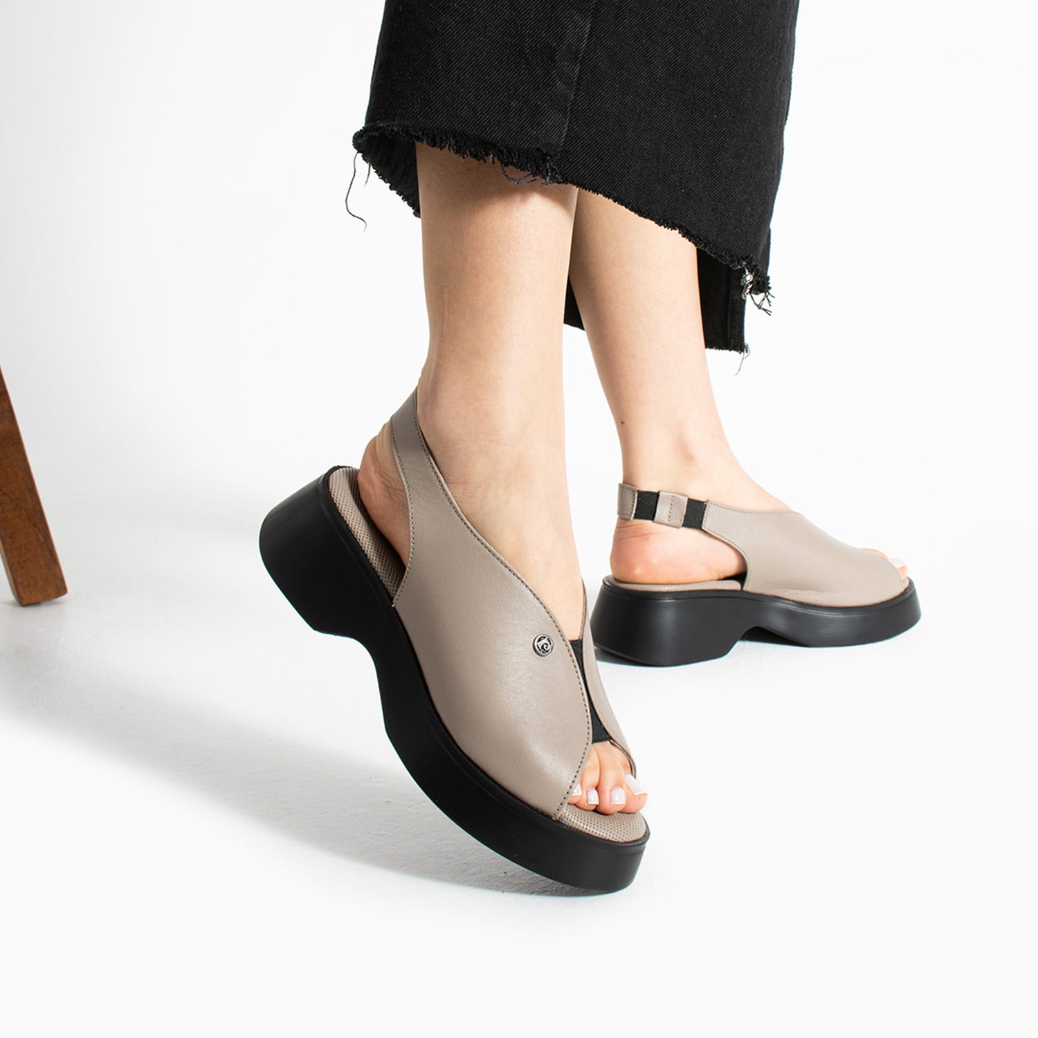 Pierre Cardin Marcy Kadın Hakiki Deri Vizon Topuklu Sandalet