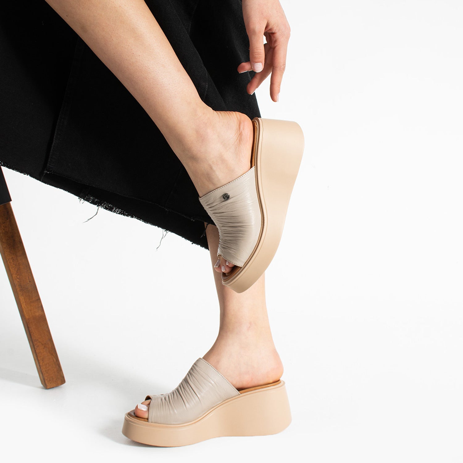 Pierre Cardin Perseus Kadın Hakiki Deri Buz Topuklu Terlik