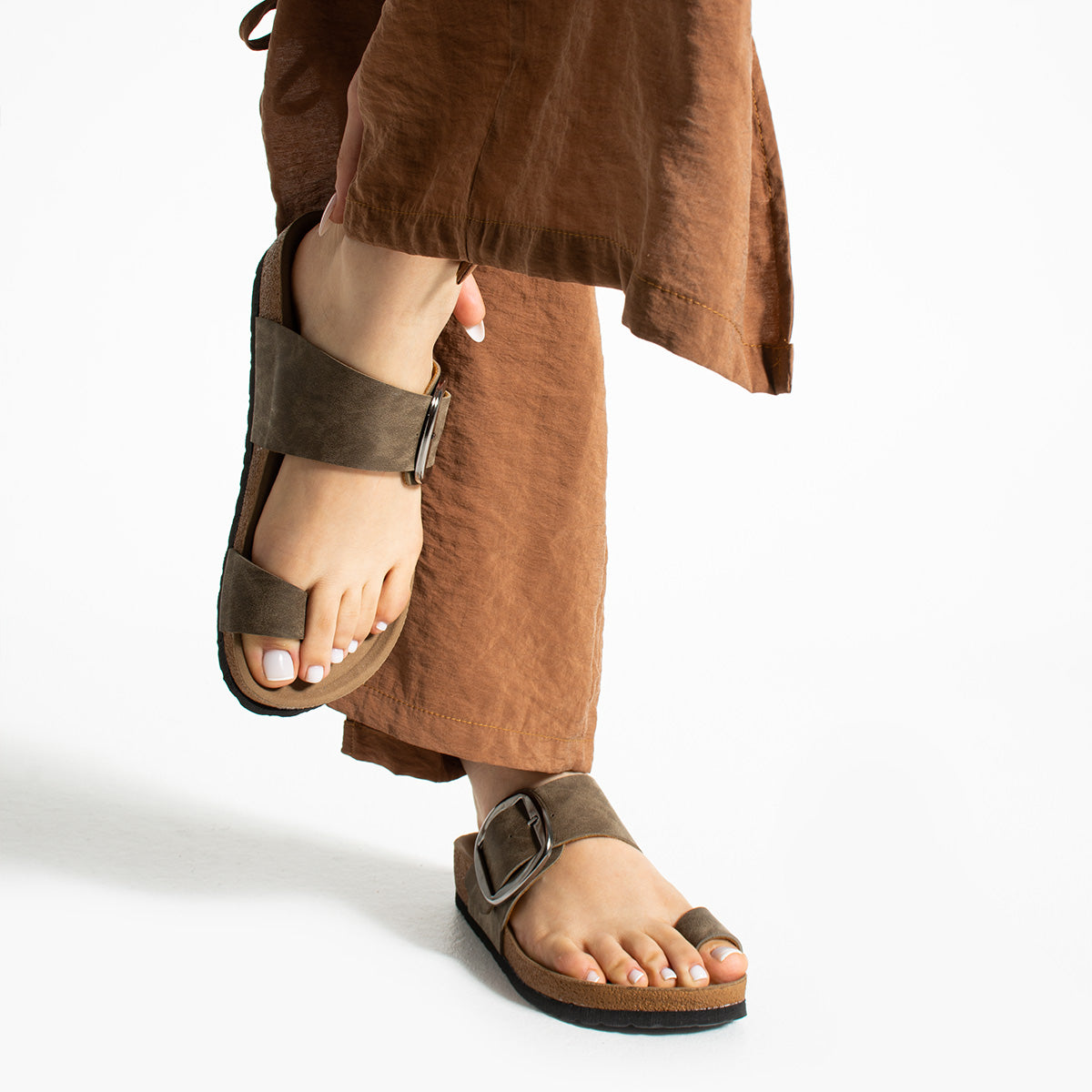 Pierre Cardin Saphyr Kadın Vizon Tokalı Terlik