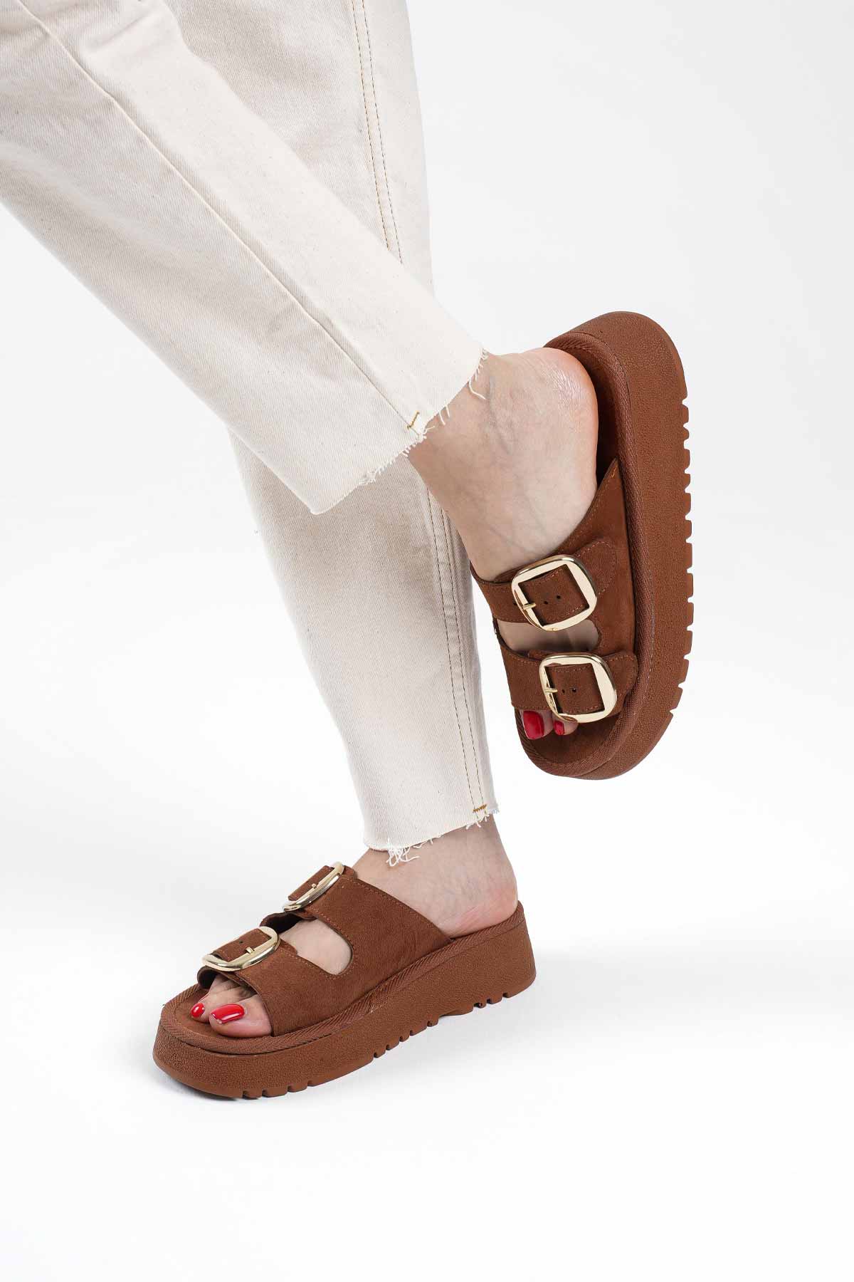 Place Kadın Süet Taba Terlik