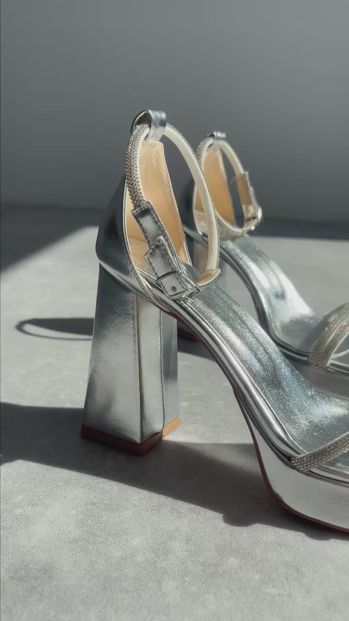 Blaire Kadın Gümüş Açık Burun Taş İşlemeli Kalın Topuklu Abiye Ayakkabı