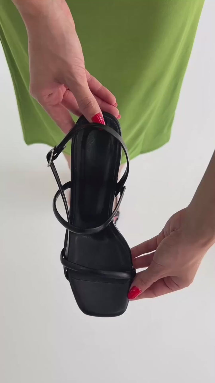 Monya Kadın Siyah Açık Burun İnce Topuklu Abiye Ayakkabı