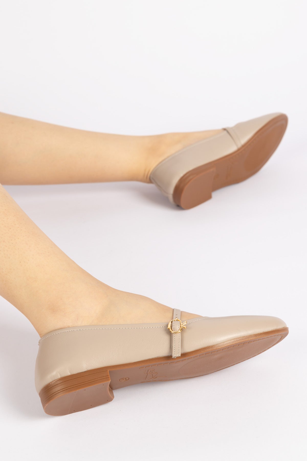 Radon Kadın Hakiki Deri Taş Babet Ayakkabı