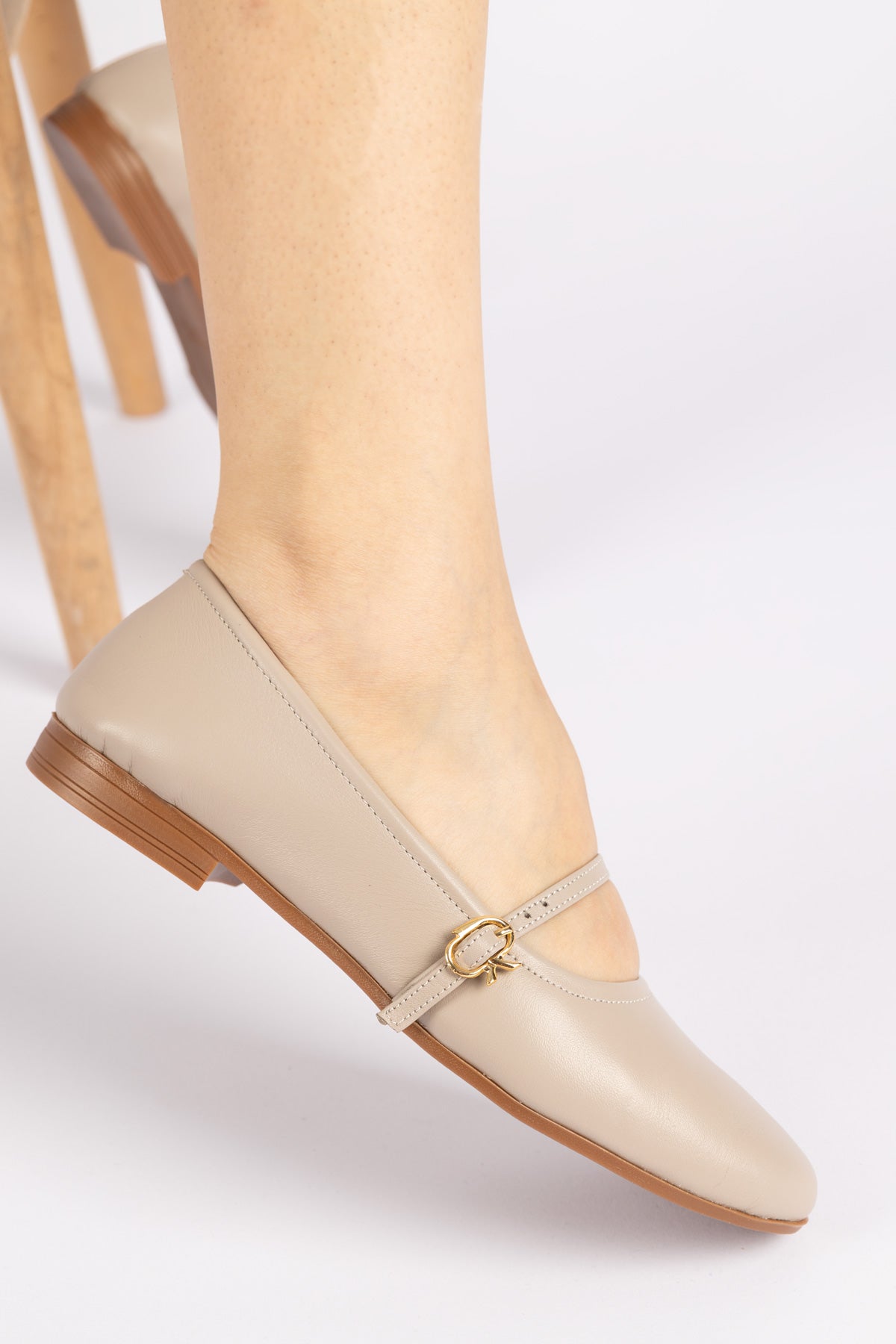 Radon Kadın Hakiki Deri Taş Babet Ayakkabı