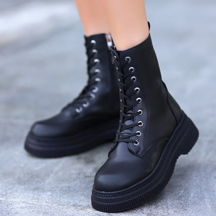 Roxan Siyah Kadın Bağcıklı Bot