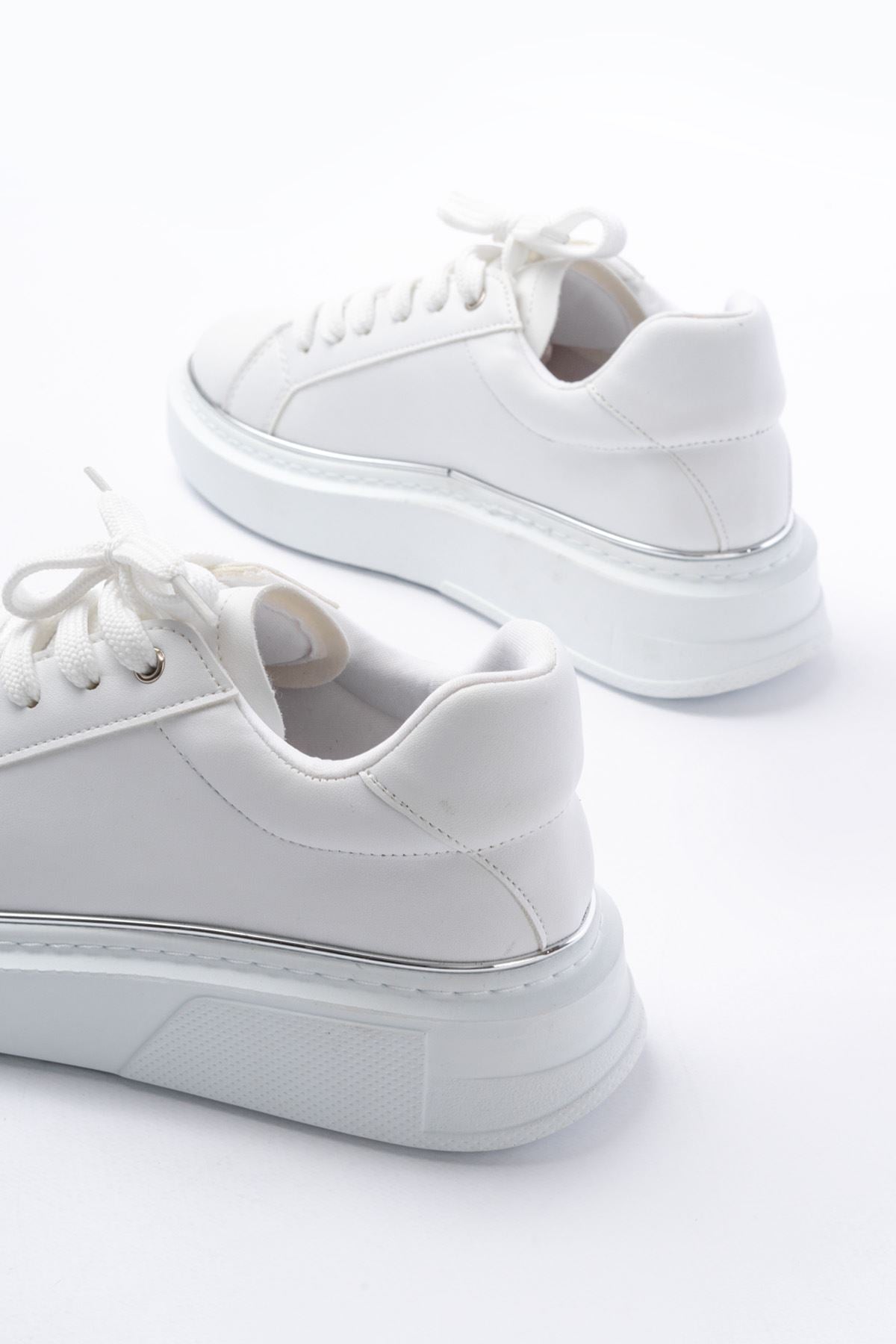 Sandery Kadın Beyaz Gümüş Bağcıklı Dikişli Spor Ayakkabı