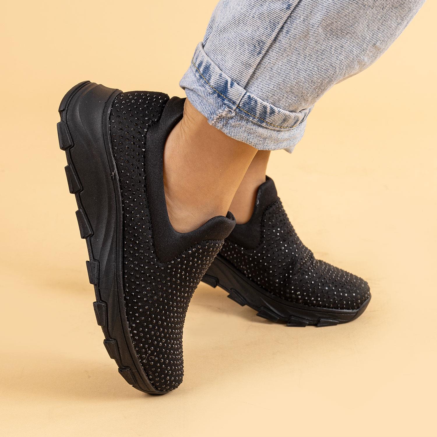 Rune Siyah Taşlı Kadın Günlük Ayakkabı