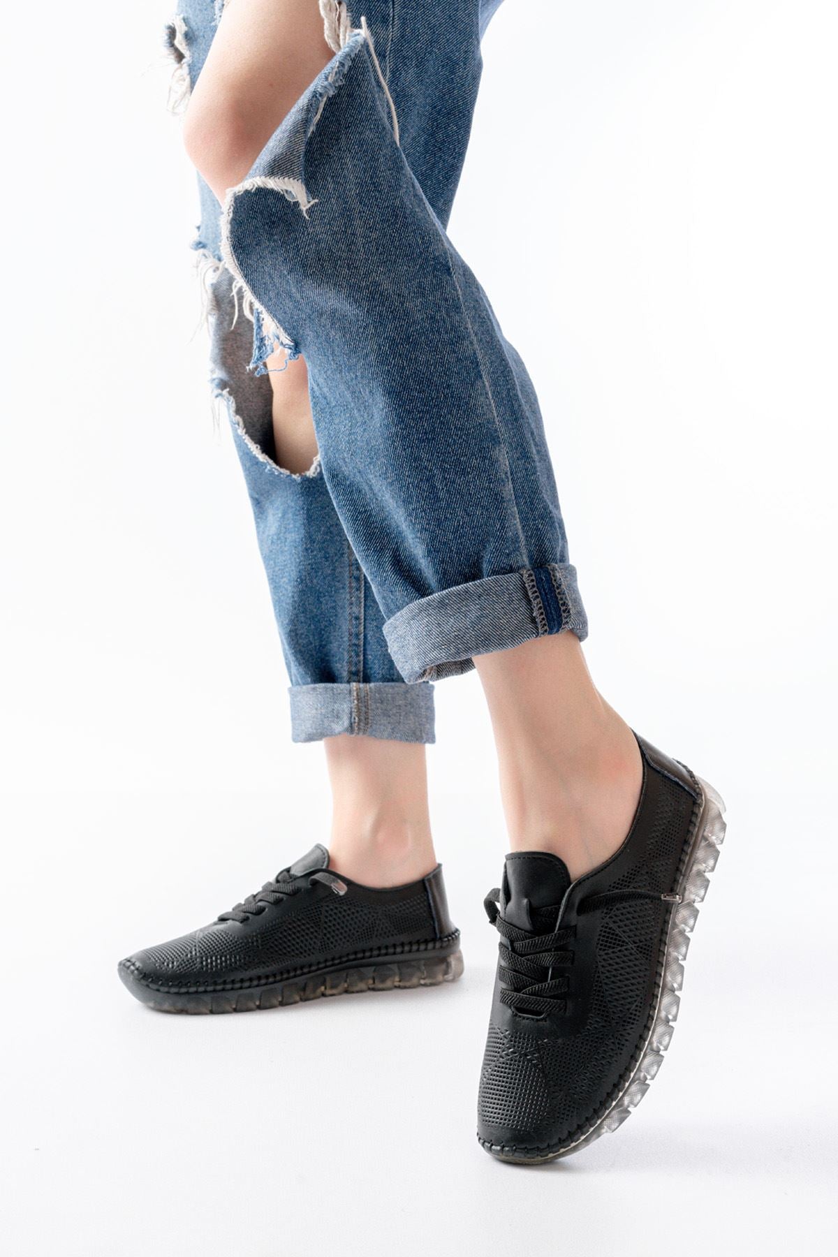 Garsen Kadın Siyah Hakiki Deri Şeffaf Taban Bağcıklı Spor Ayakkabı