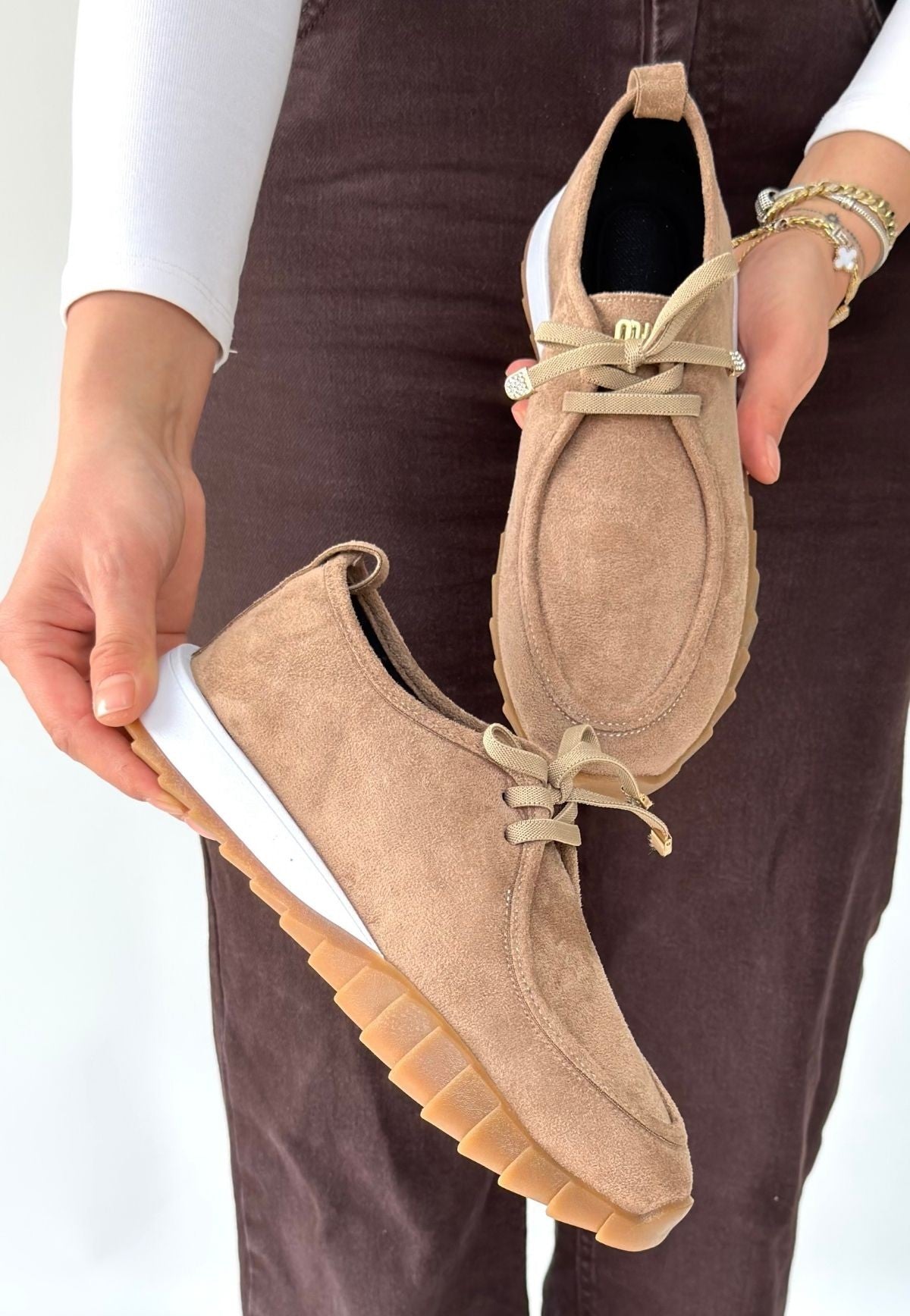 Sier Kadın Bej Süet Bağcıklı Günlük Ayakkabı