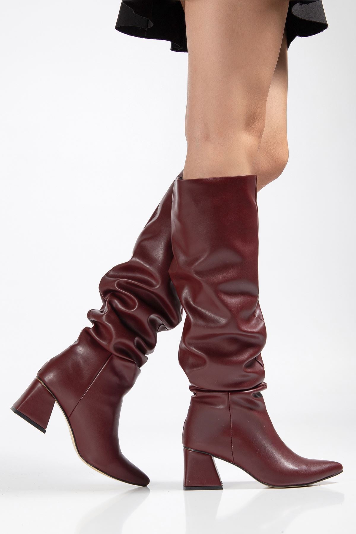 Ayzena Bordo Körüklü Kalın Topuklu Kadın Çizme