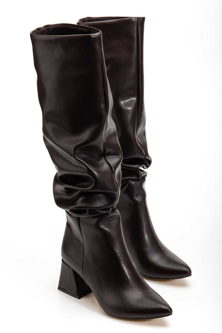 Ayzena Kahve Körüklü Kalın Topuklu Kadın Çizme