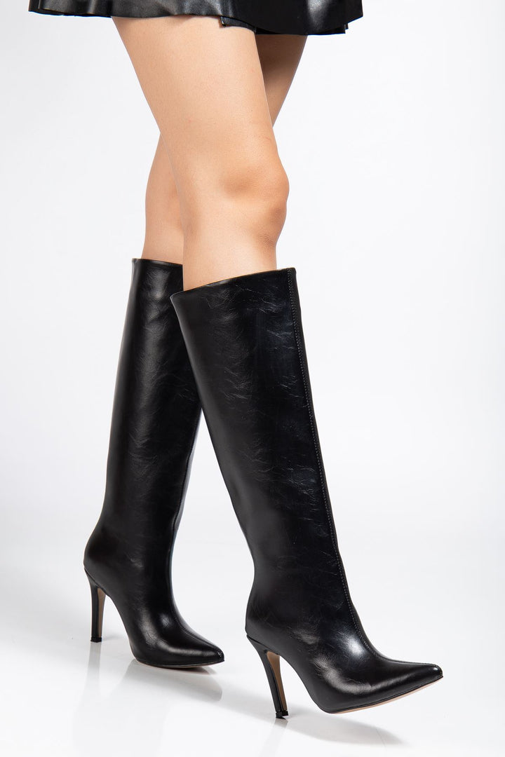 Opvez Siyah Kırışık Rugan Kadın Çizme