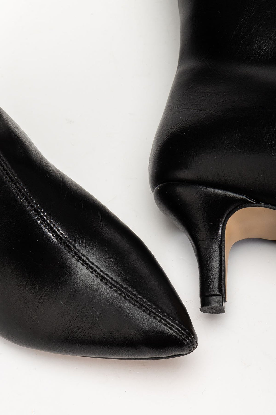 Jutten Siyah Kırışık Rugan Topuklu Kadın Çizme