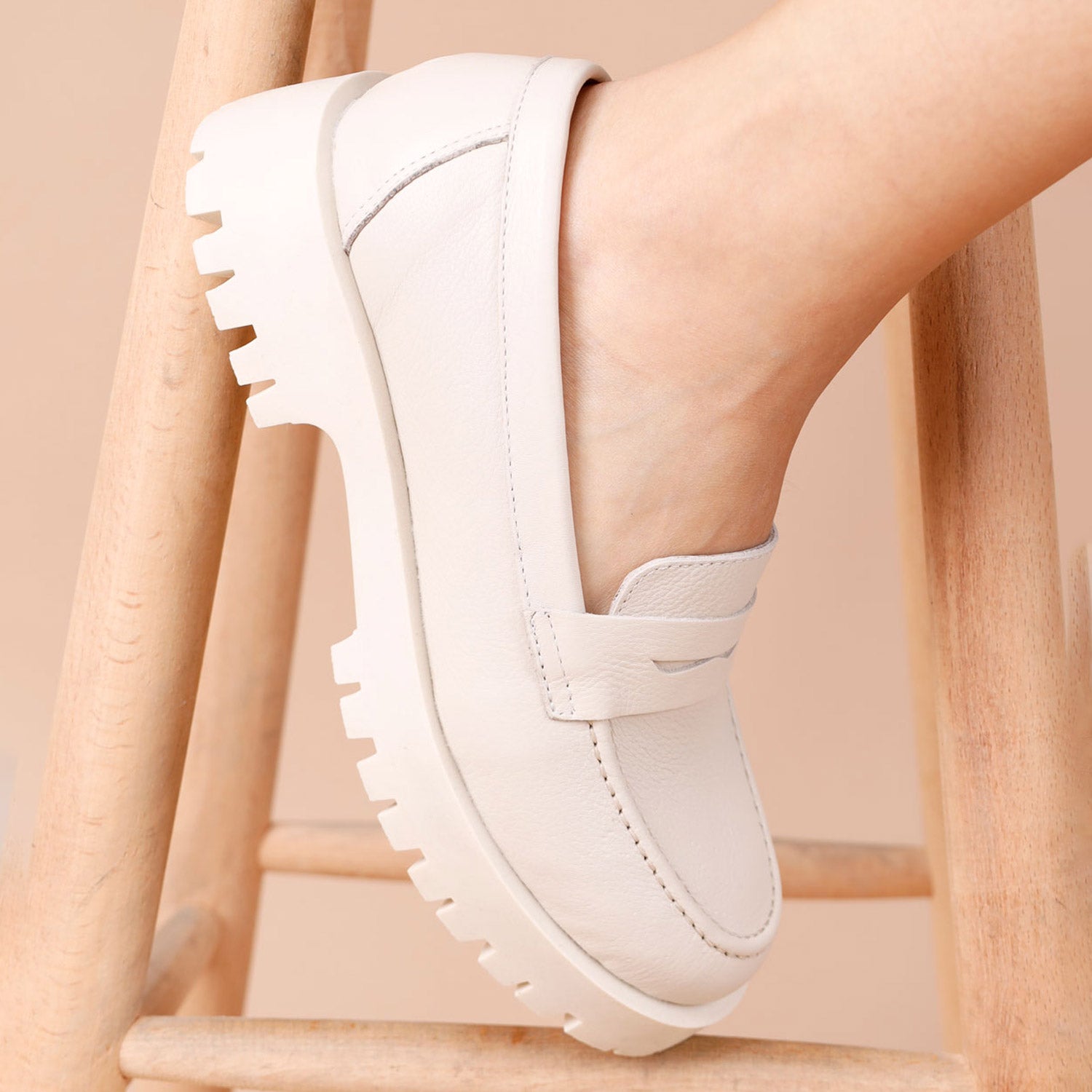 Tardeney Kadın Bej  Hakiki Deri Loafer Ayakkabı