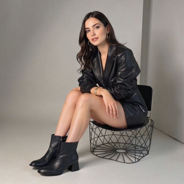 Tendy Siyah Kadın Topuklu Fermuarlı Bot