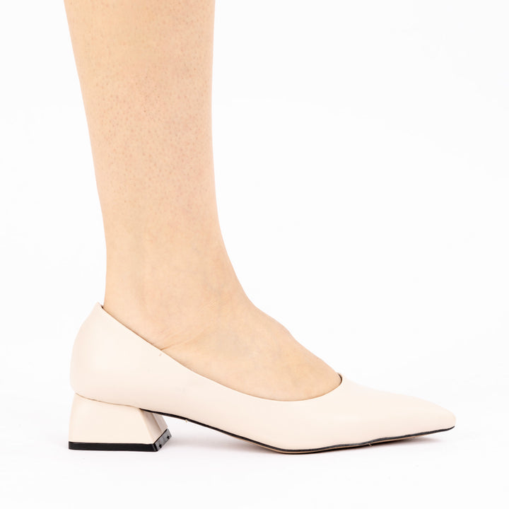 Uros Kadın Kalın Kısa Topuklu Ten Ayakkabı