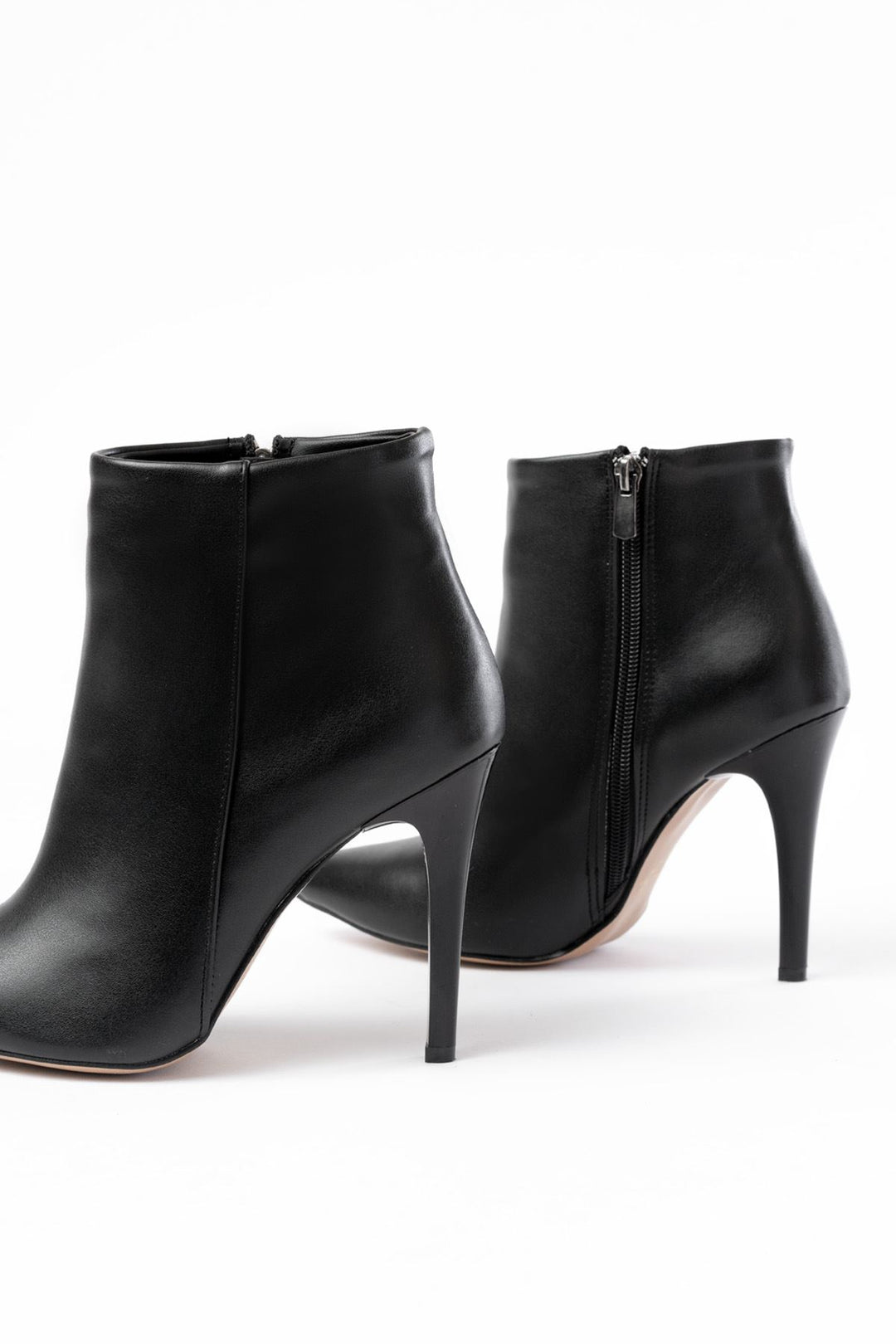 Disan Siyah Yüksek İnce Topuklu Fermuarlı Kadın Bot