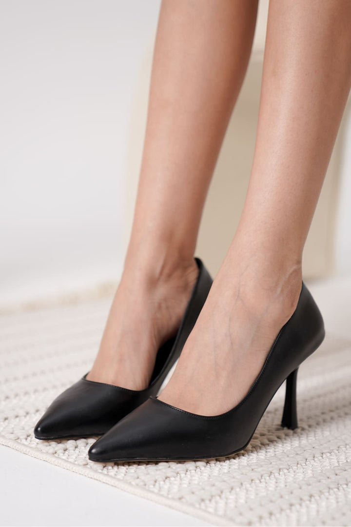 Zelena Kadın Mat Siyah Stiletto Ayakkabı
