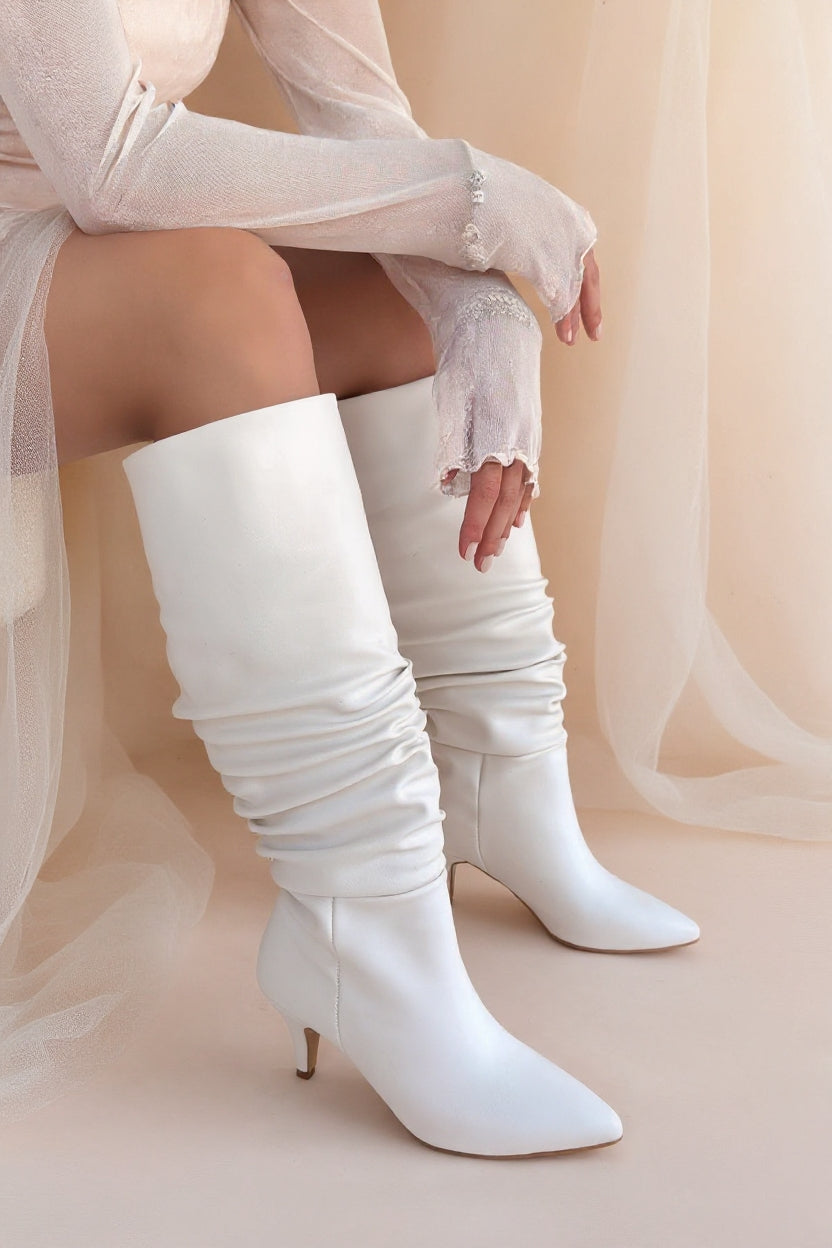 Zelya Beyaz Topuklu Kadın Çizme