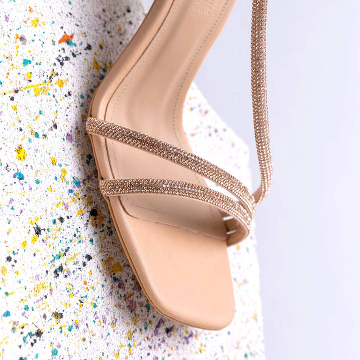Yeni Sezon Özel Gün Konforlu Rahat Bilekten Bağcıklı Şık Glinda Nut Kadın Taşlı Topuklu Ayakkabı