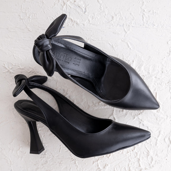 Yeni Sezon Konfor Modeli Sivri Burunlu Yüksek Topuklu Toka Detaylı Judi Siyah Kadın Topuklu Ayakkabı