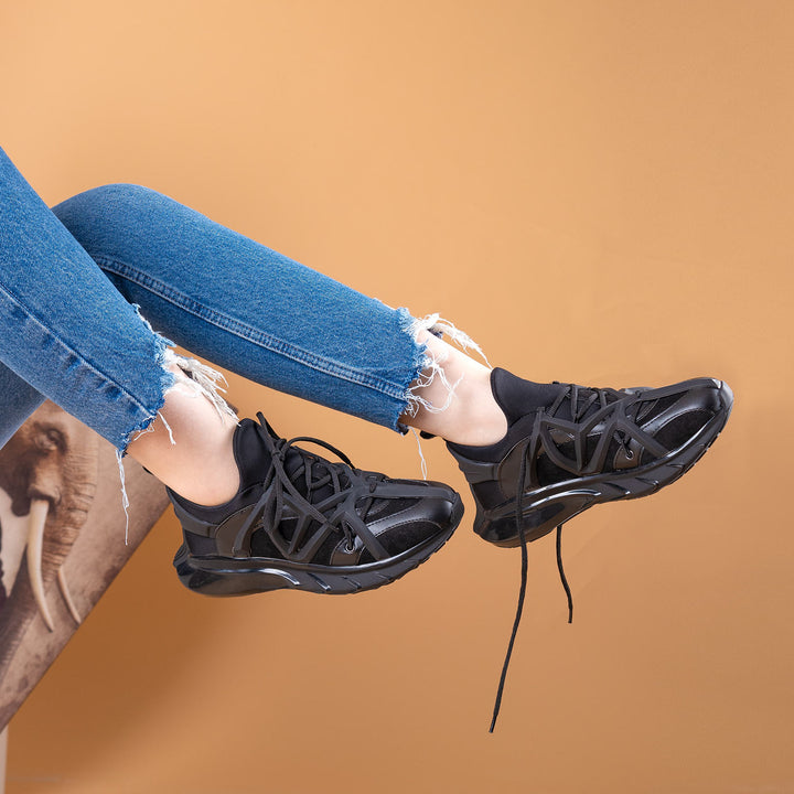 Günlük Koşu Yürüyüş Fitness Rahat Hava Alabilen Şık Bağcıklı Özel Delmo Siyah Kadın Spor Ayakkabı
