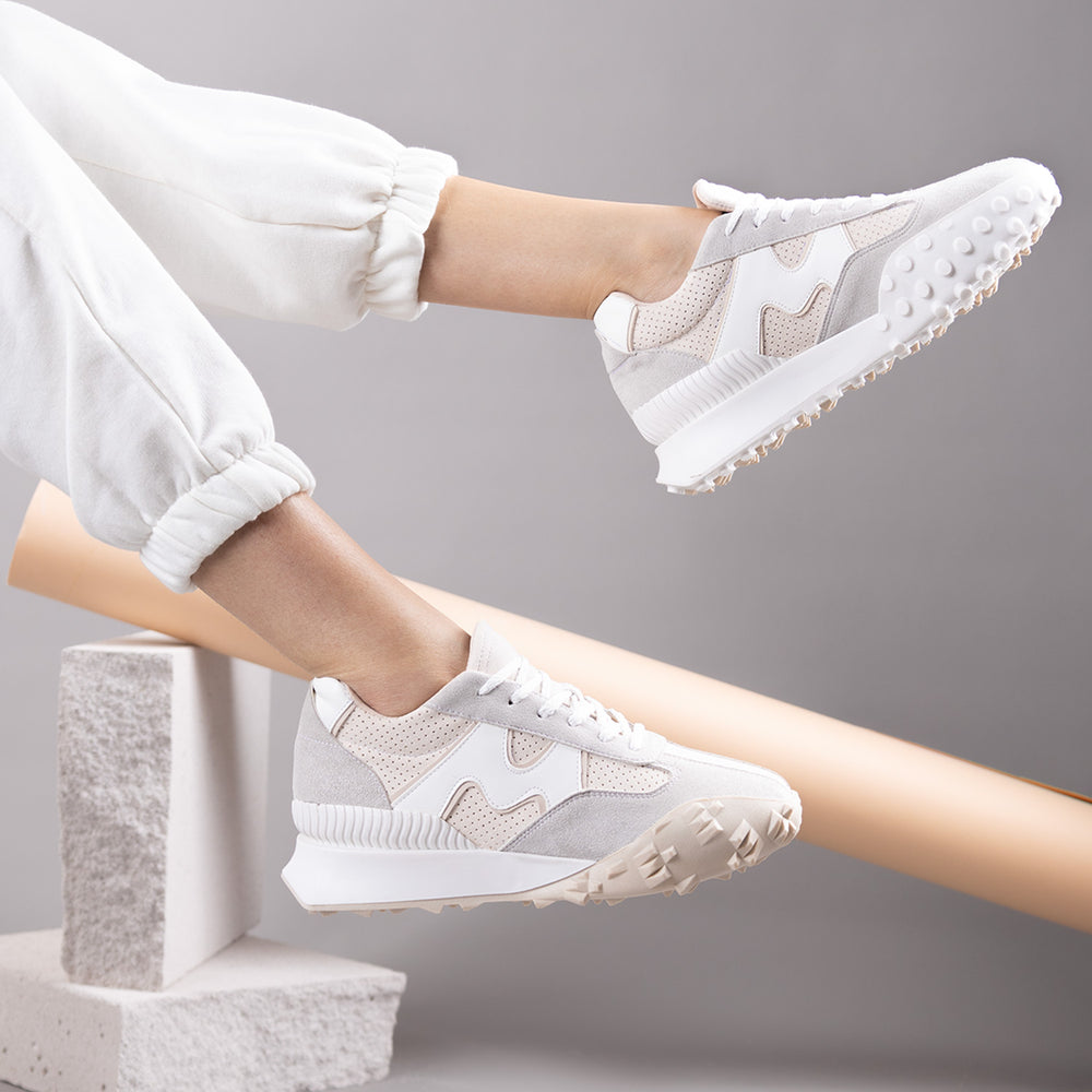 Özel Üretim Şık Dizayn Hava Alabilen Süet Bağcıklı Rahat Hafif Lambert Buz Beyaz Kadın Spor Ayakkabı